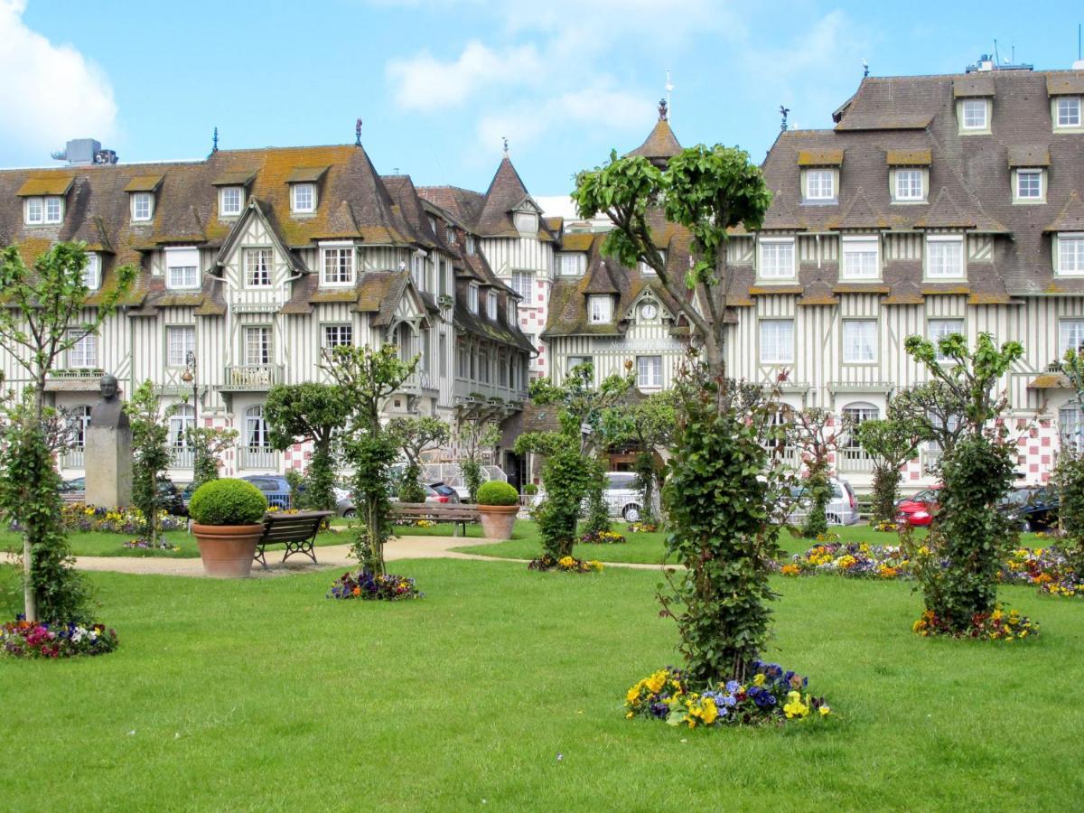 Apartment Les Roches By Interhome Trouville-sur-Mer Eksteriør bilde
